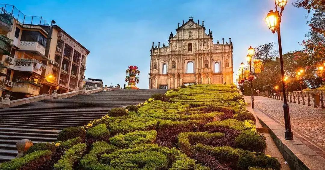 澳门，璀璨明珠中的文化交融与创新之光