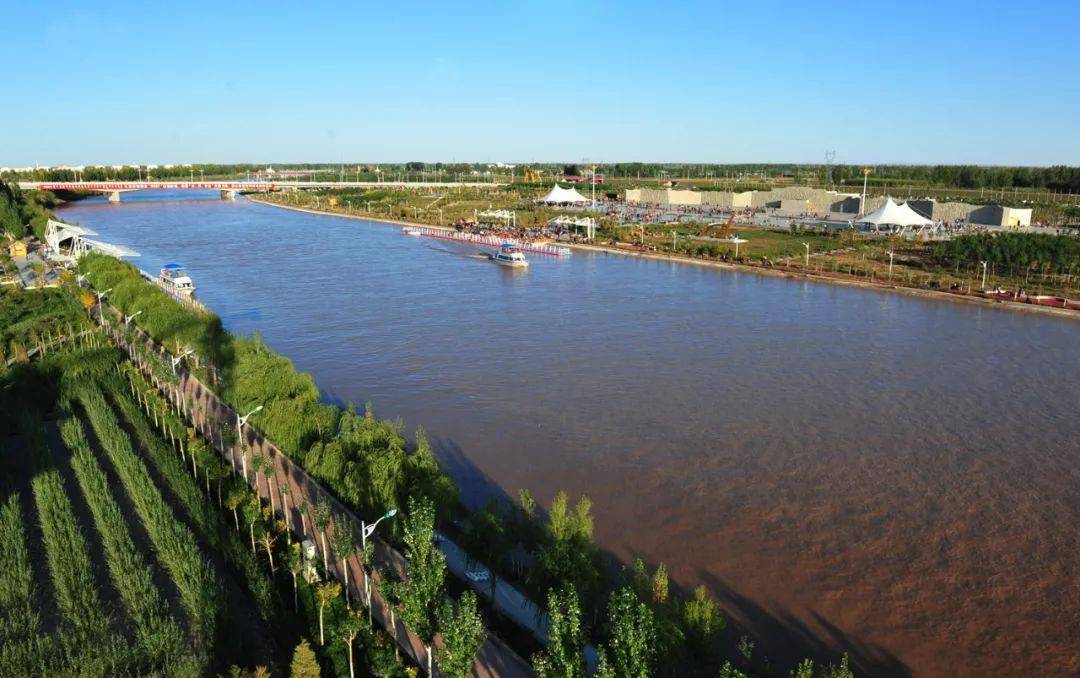 巴彦淖尔，草原诗意的天堂🌄