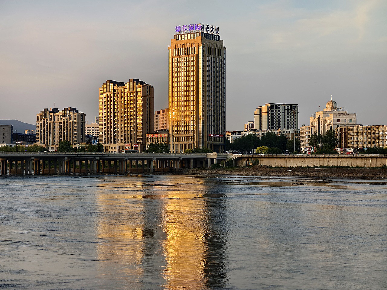 通化，亲爱的听众朋友们的心声共鸣